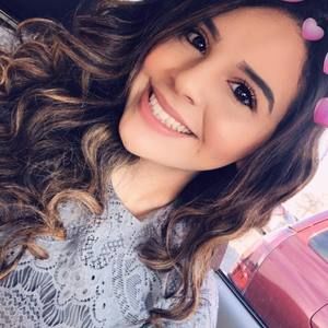 Meet your Posher, Amariz